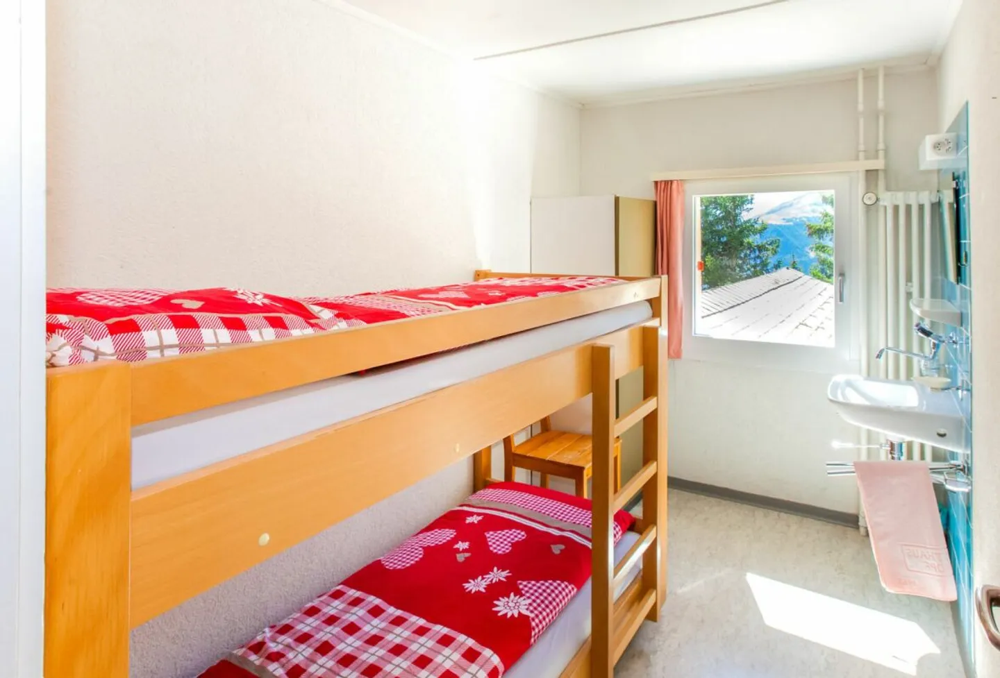 Etabliertes Gruppen- und Ferienhaus - Foto 9 von 13
