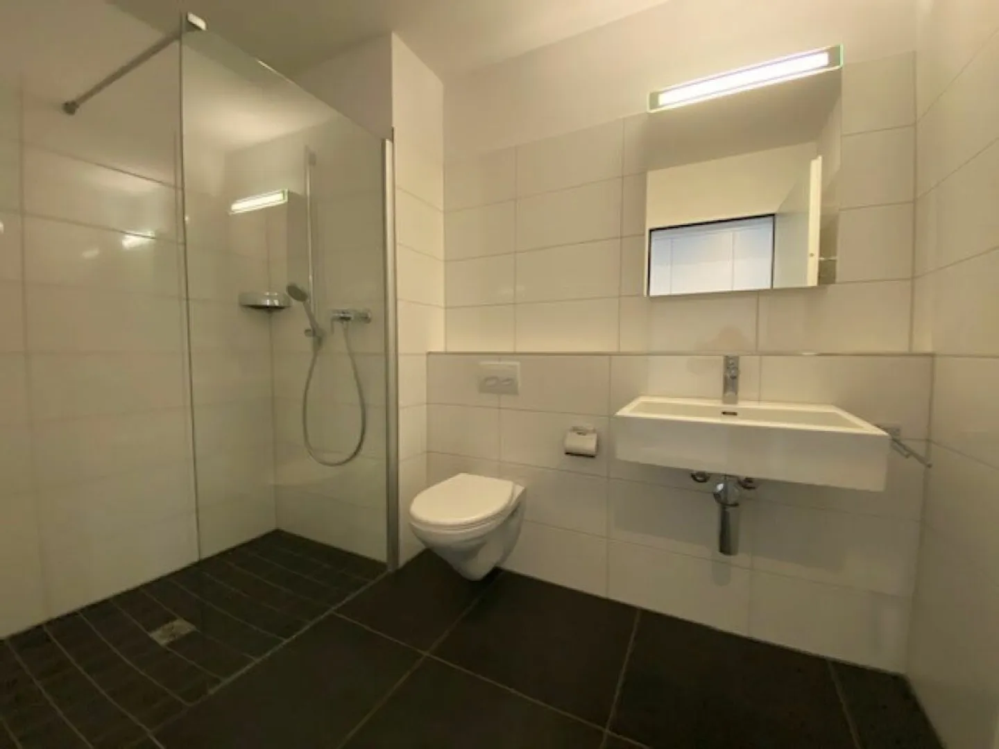 Vivre et profiter de la vue en toute tranquillité - Photo 7 sur 9