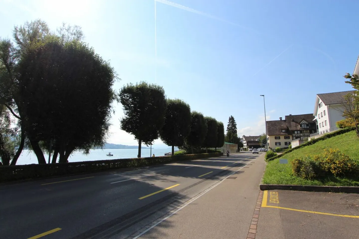 Charming Attic Apartment in Rüschlikon - with Stunning View - Photo 7 of 7