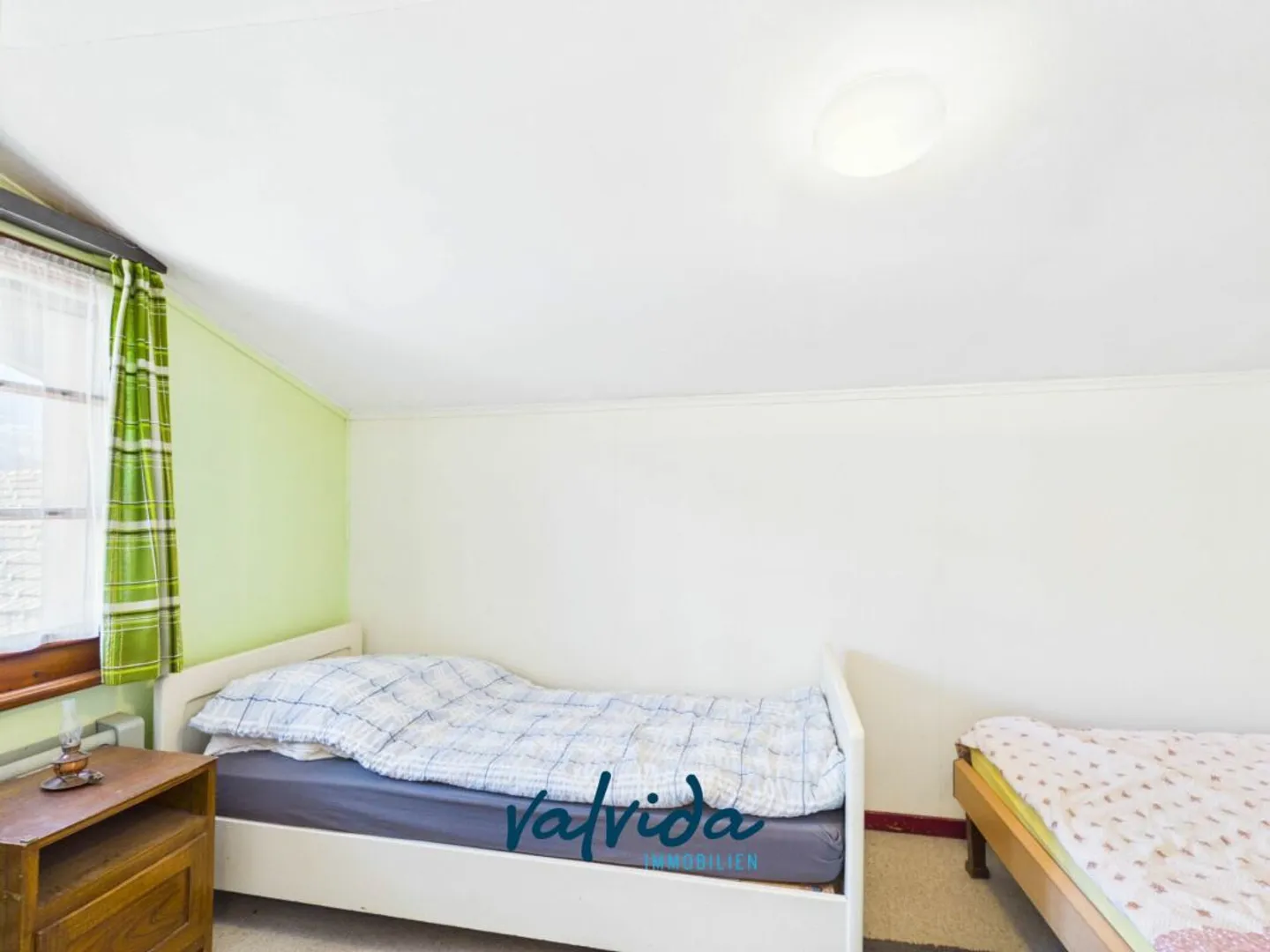 Grosszügige 5.5-Zimmerwohnung im Herzen von Hohtenn inkl. Parkplatz - Foto 11 di 13
