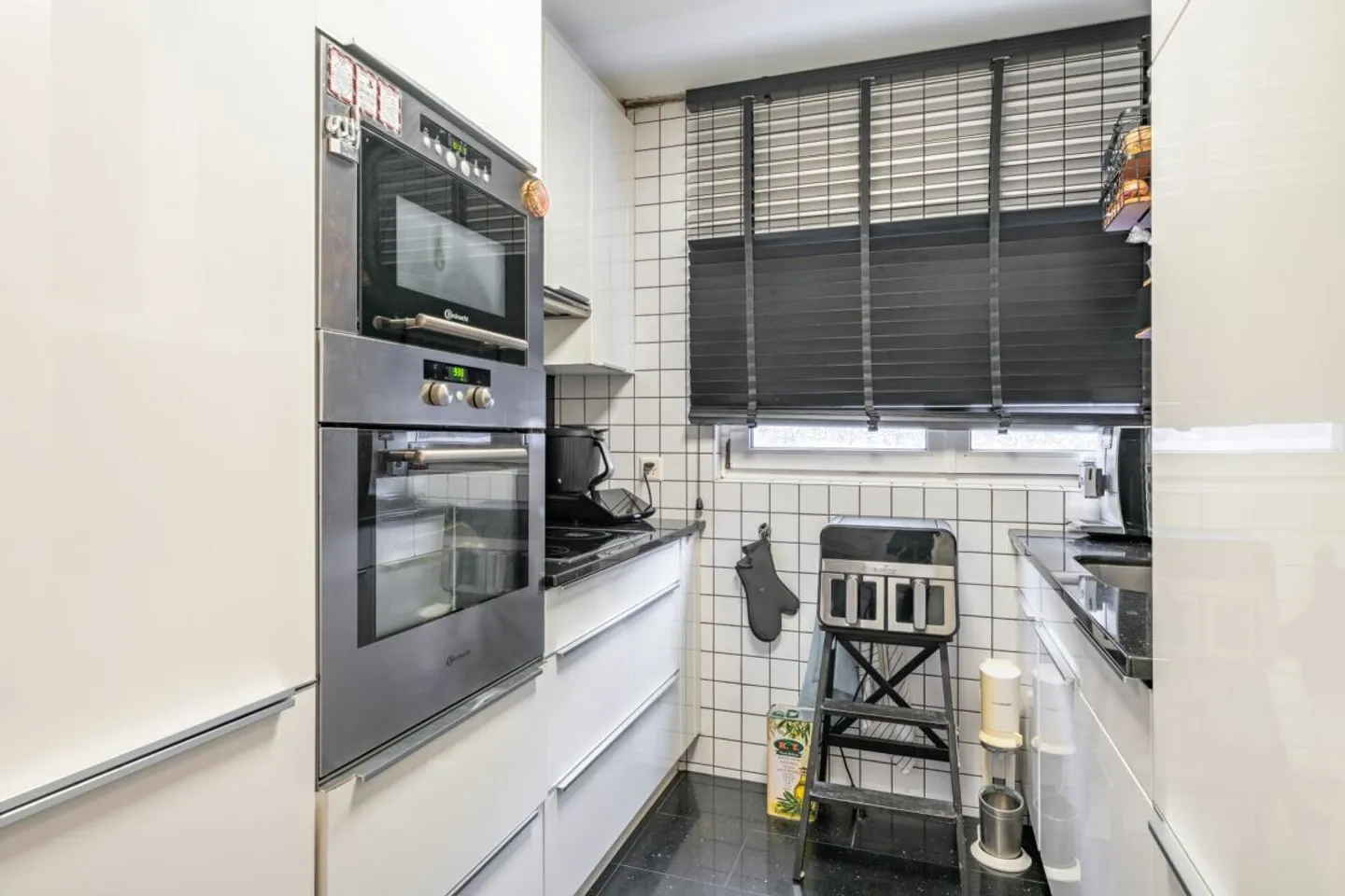 3.5-Zimmer-Wohnung im 02. OG mit Zusatznutzen - Photo 2 sur 13