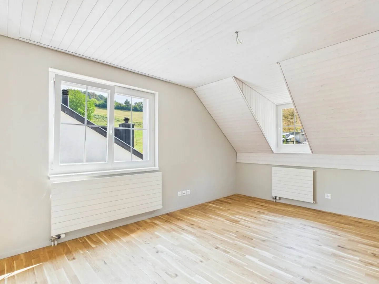Spacious 6.5-room detached house with dream garden in Wettingen - Photo 12 of 13