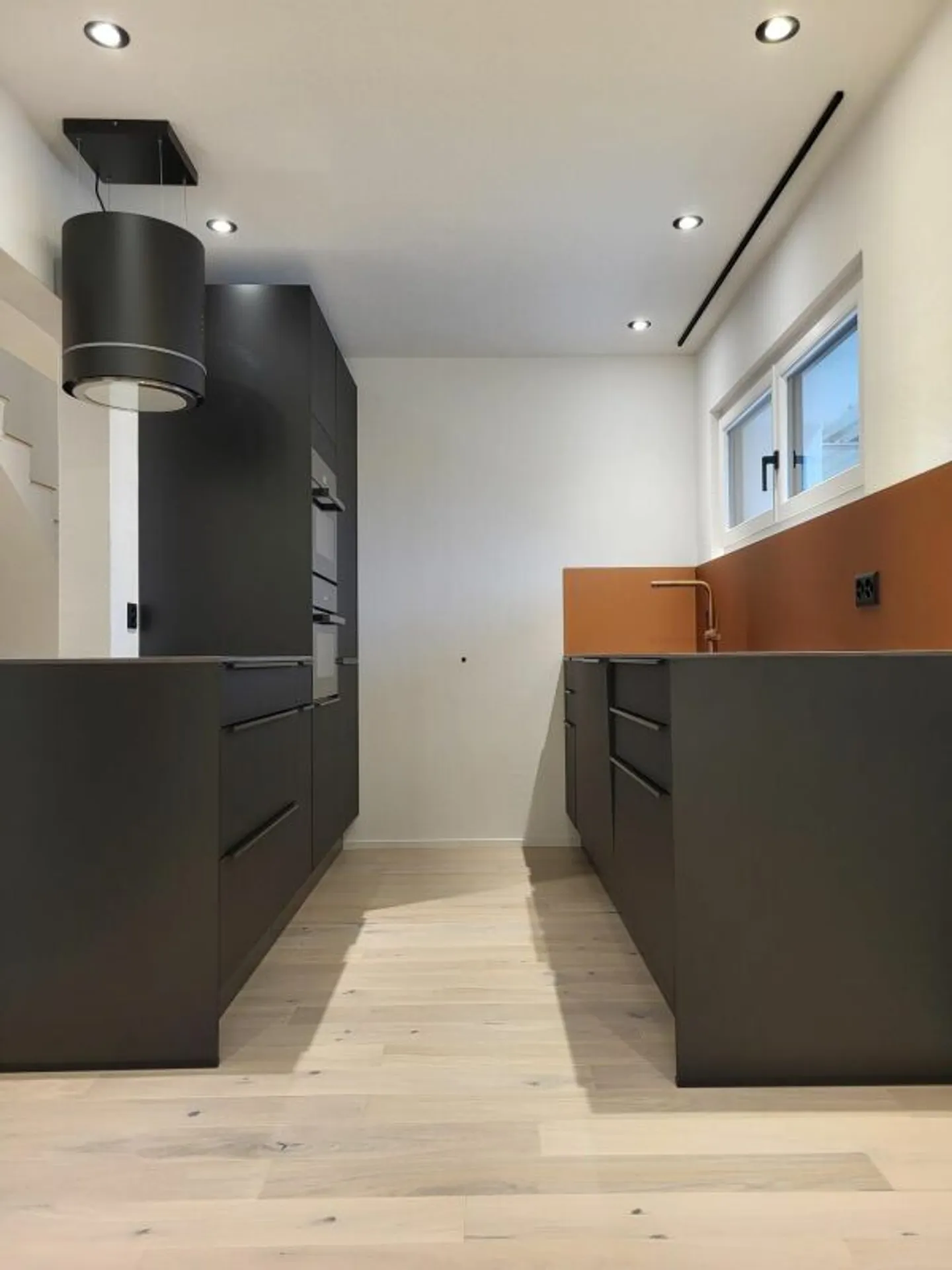 Moderne Maisonette-Wohnung mit Bergsicht - Photo 1 sur 13