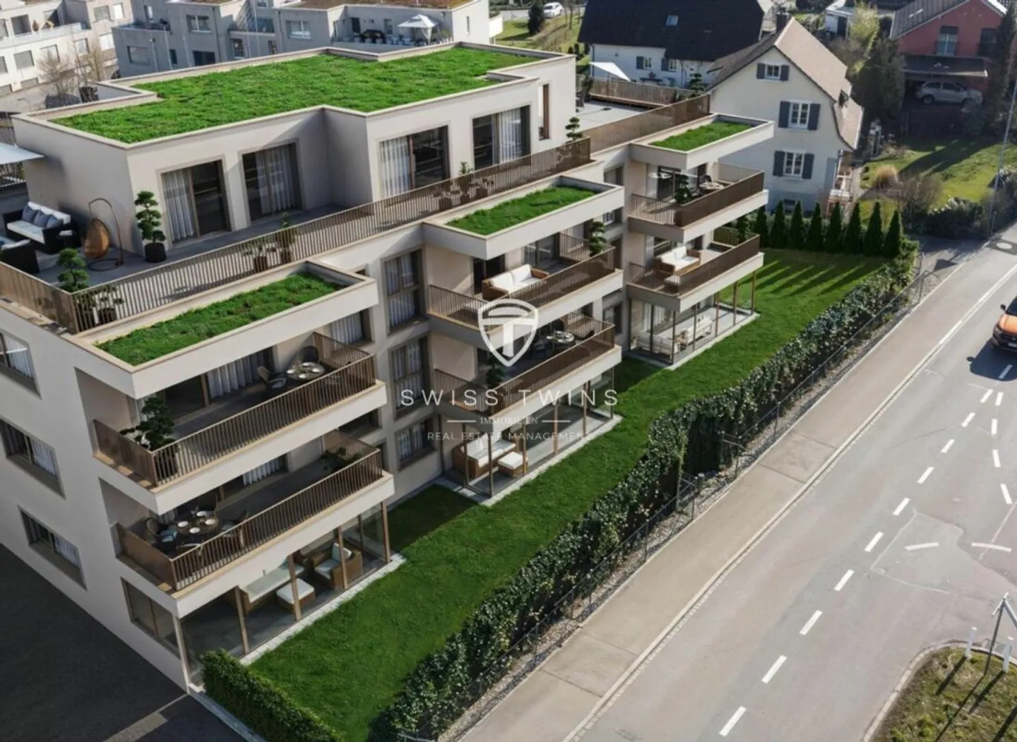 Bright 4.5-room apartment with terrace in Zweidlen for rent - Photo 2 of 8