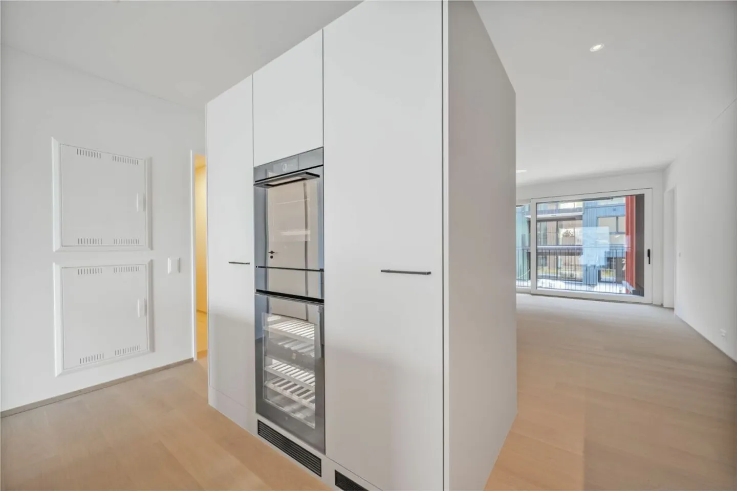 LAKESIDE HORIZON - Photo 7 of 13