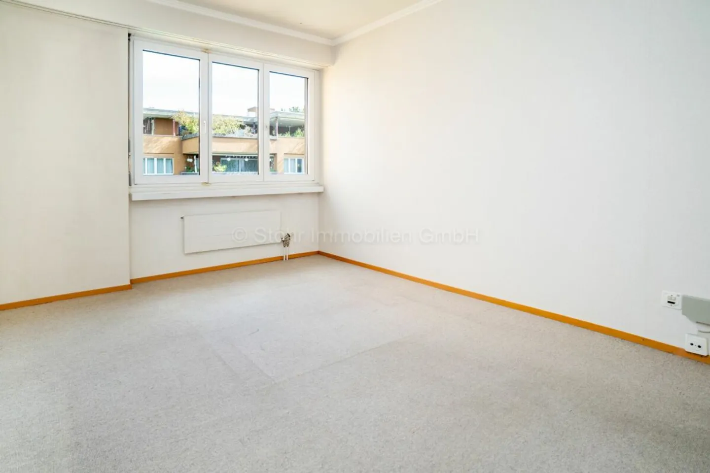 Spacious 5.5 Room Apartment Centrally Located in Winterthur-Seen - Photo 10 of 13