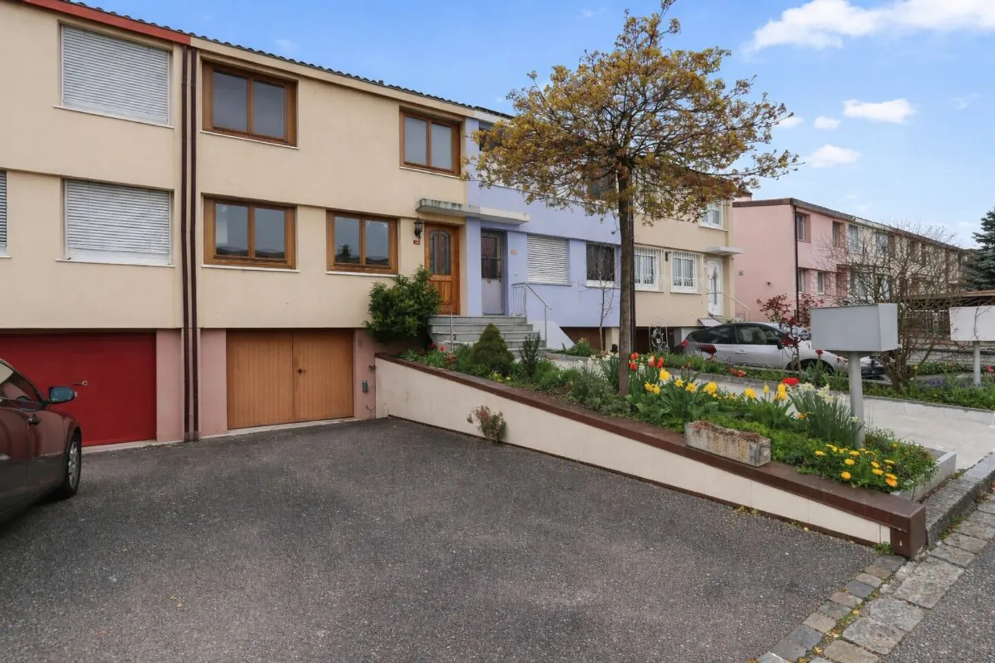 Gemütliches Reiheneinfamilienhaus an zentraler Lage in Aesch - Foto 1 di 12