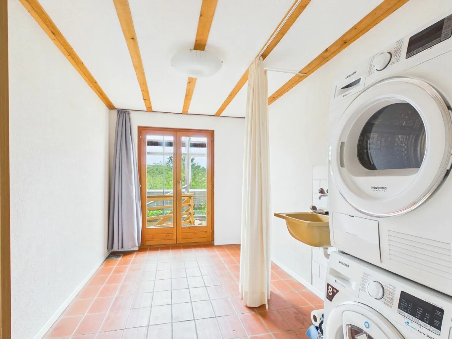 Geräumiges Familienhaus mit Aussicht - Foto 5 von 13