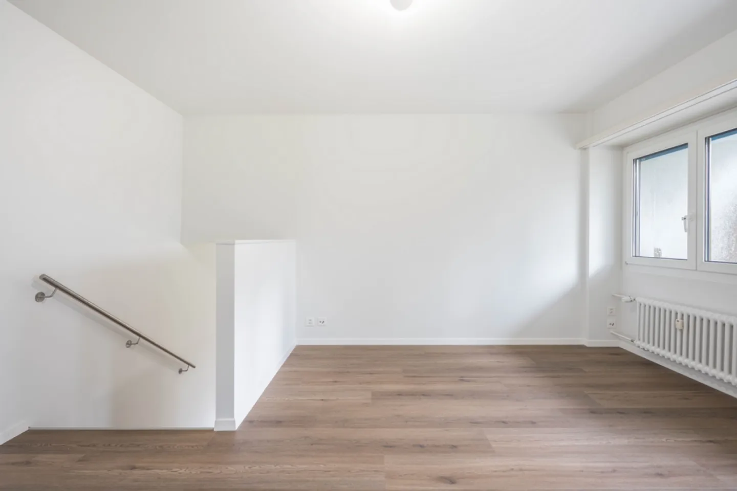 Charming, renovated 2.5-room apartment in Binningen - Photo 10 of 12