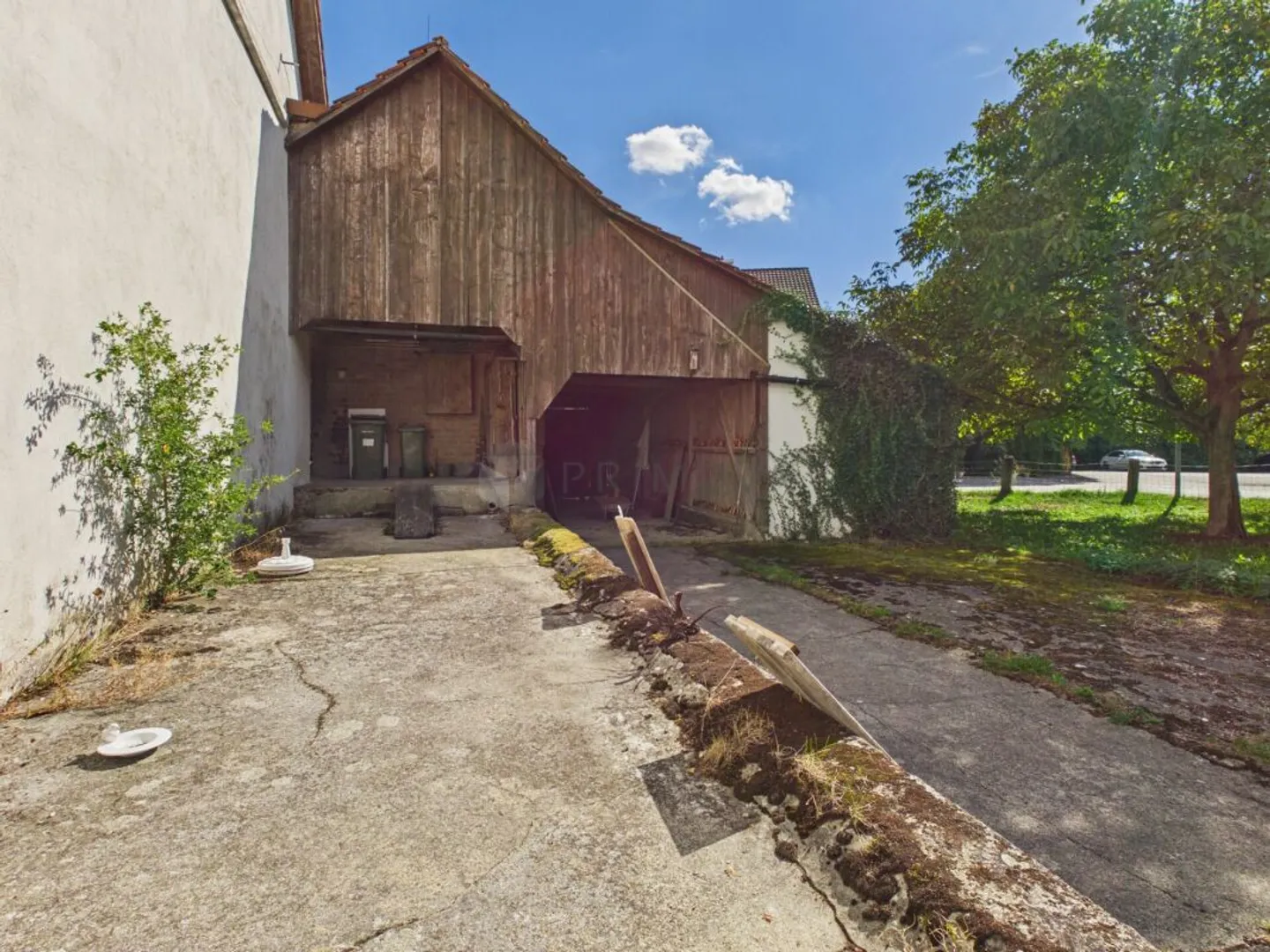 Well-maintained farmhouse with large land reserve in the core zone in beautiful Seeland - Photo 11 of 13