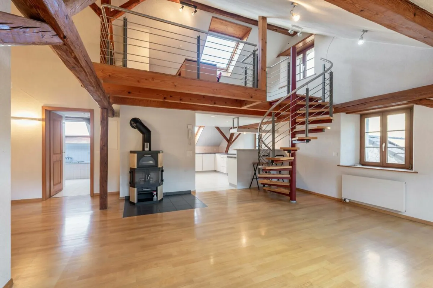 Maison 3 familles | Calme | Ensoleillé | Familial | Idéal pour la garde d'animaux - Photo 4 sur 13