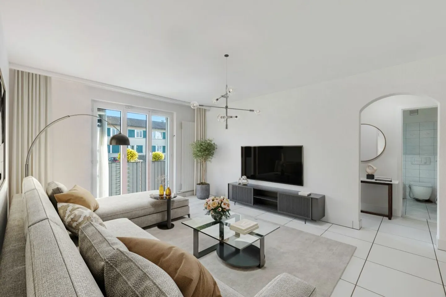 Modernisierte Wohnung in Zürich-Schwamendingen - Foto 1 von 6