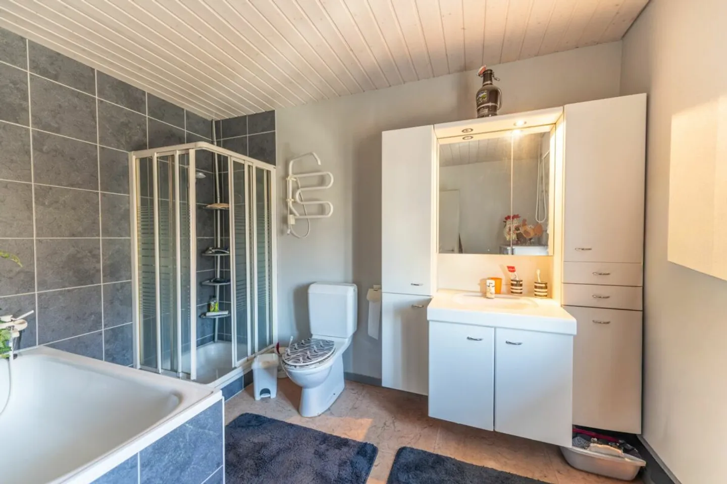 Maison familiale dans un emplacement privilégié avec utilisation flexible - Photo 7 sur 13