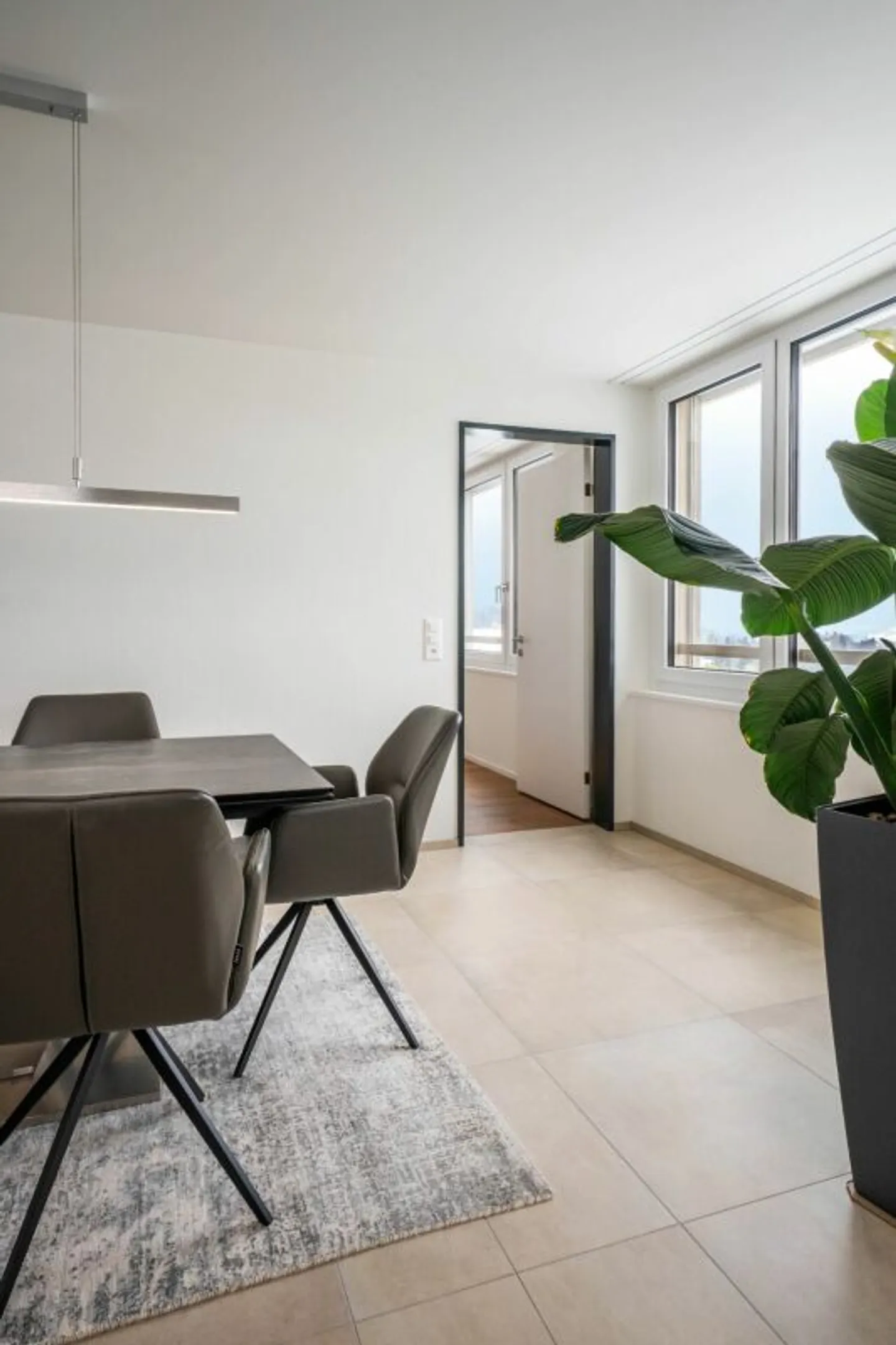 Moderne Wohnung mit fantastischer Aussicht - Foto 4 von 12