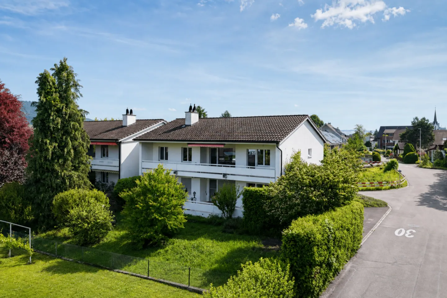 Well-maintained condominium in Kaiseraugst village - Photo 1 of 13