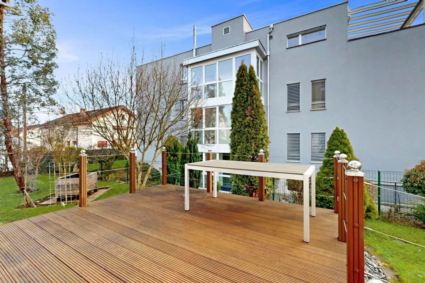 Well-maintained single-family house in a family-friendly location - Photo 11 of 13