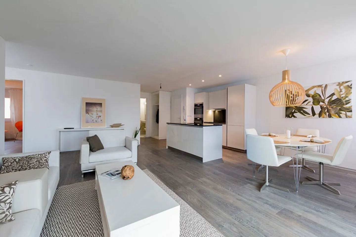 Schöne Erdgeschoss-Wohnung mit Gartenanteil - Foto 1 von 8