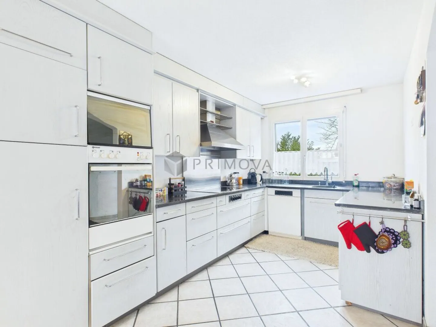 La tua nuova casa tra fiume e città, nel cuore della Svizzera centrale - Foto 4 di 13