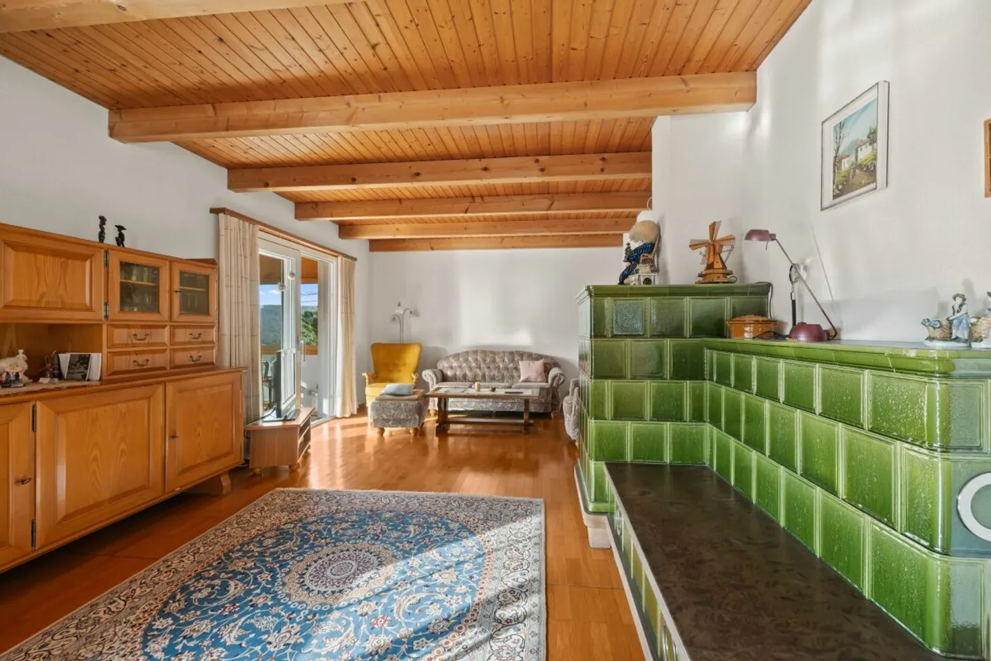 Casa unifamiliare luminosa in una posizione tranquilla con vista da sogno - Foto 5 di 13