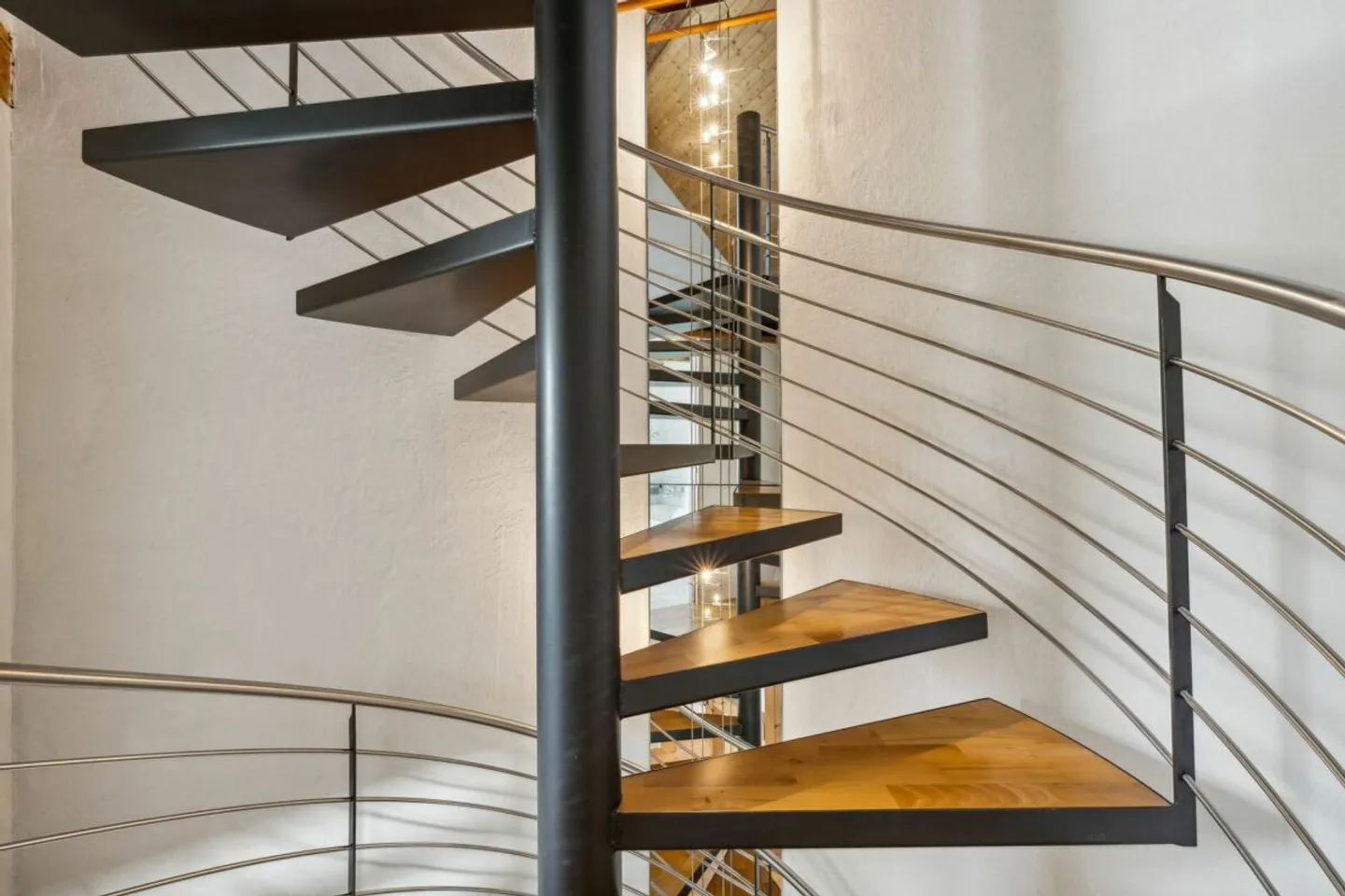 Zentral gelegenes Bijou in ruhigem Quartier zum Verlieben! - Photo 5 of 13