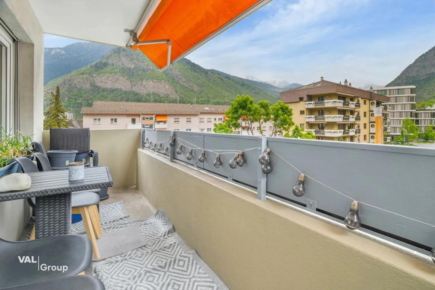 Modern Living in Prime Location - Spacious 4.5-Room Apartment - Photo 12 of 13
