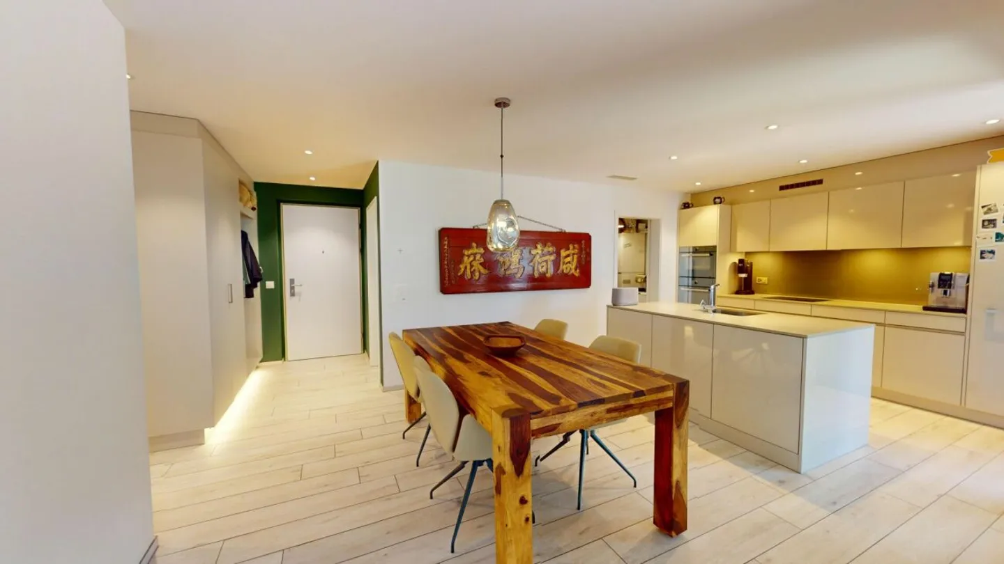 APPARTAMENTO GIARDINO MODERNO 3.5 STANZE CON LOGGIA - Foto 1 di 13