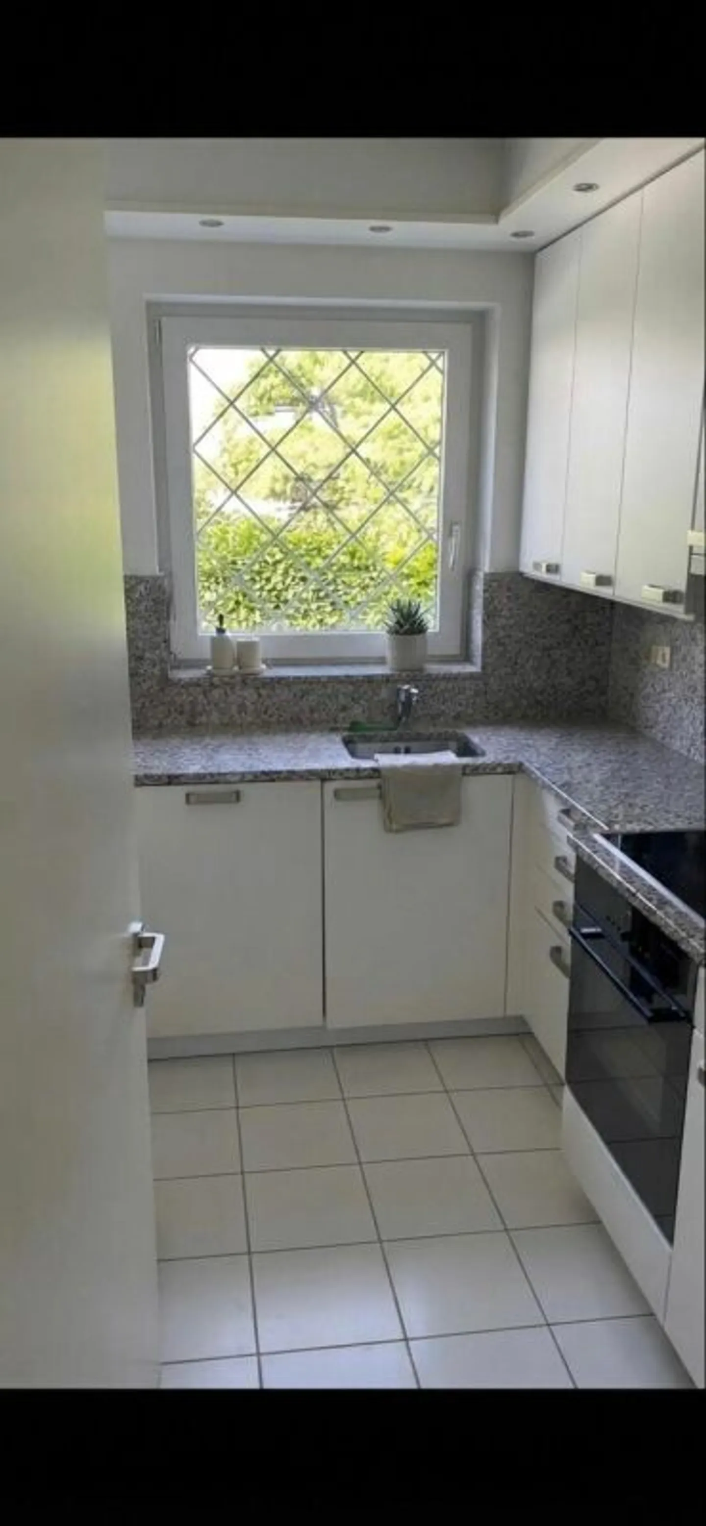 Grosszügige 4.5-Zimmer-Wohnung mit direktem Zugang zum See - Photo 5 of 13