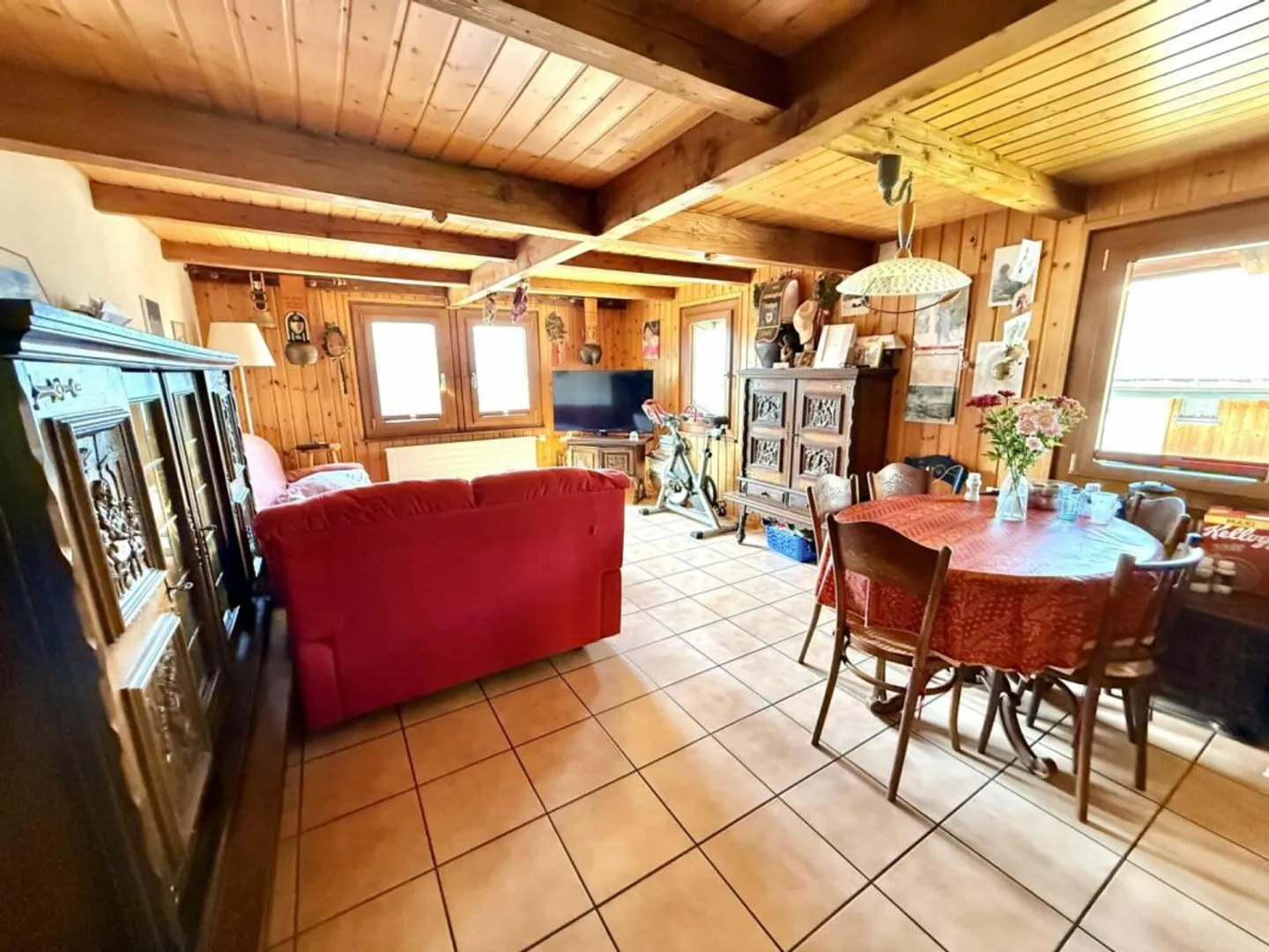 Village House with 7 Rooms in Savièse - Photo 6 of 13