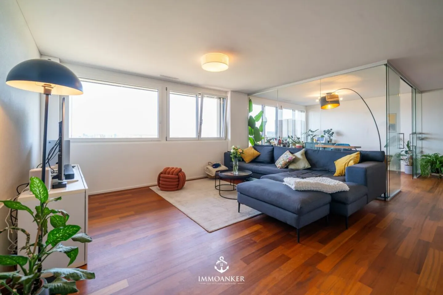 Exklusive 4.5-Zimmer-Eigentumswohnung mit Weitblick, Terrasse und Minergie-Standard in Dübendorf - Photo 11 of 13