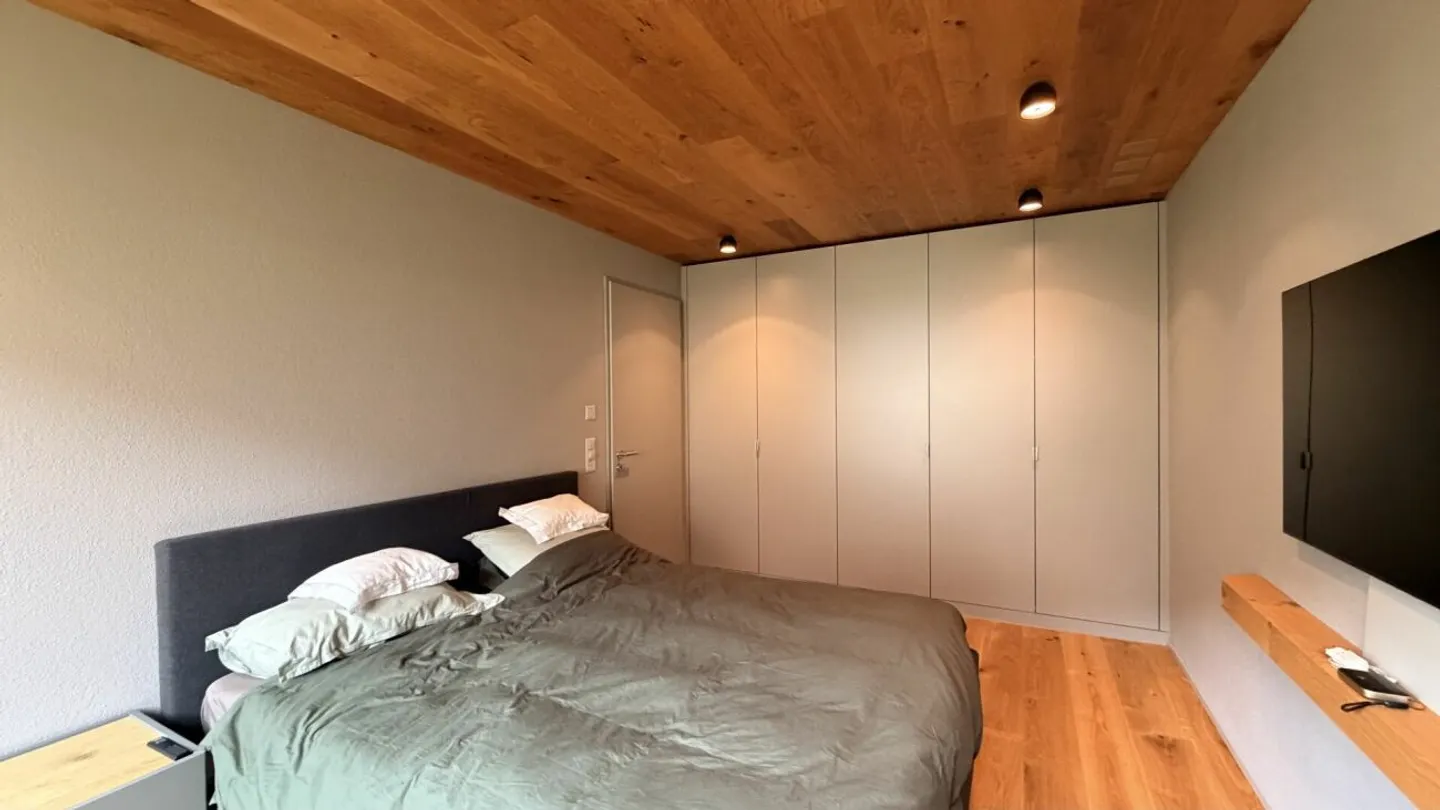 Exclusive 3-room apartment in Andermatt - fully furnished with designer furniture - Photo 12 of 13
