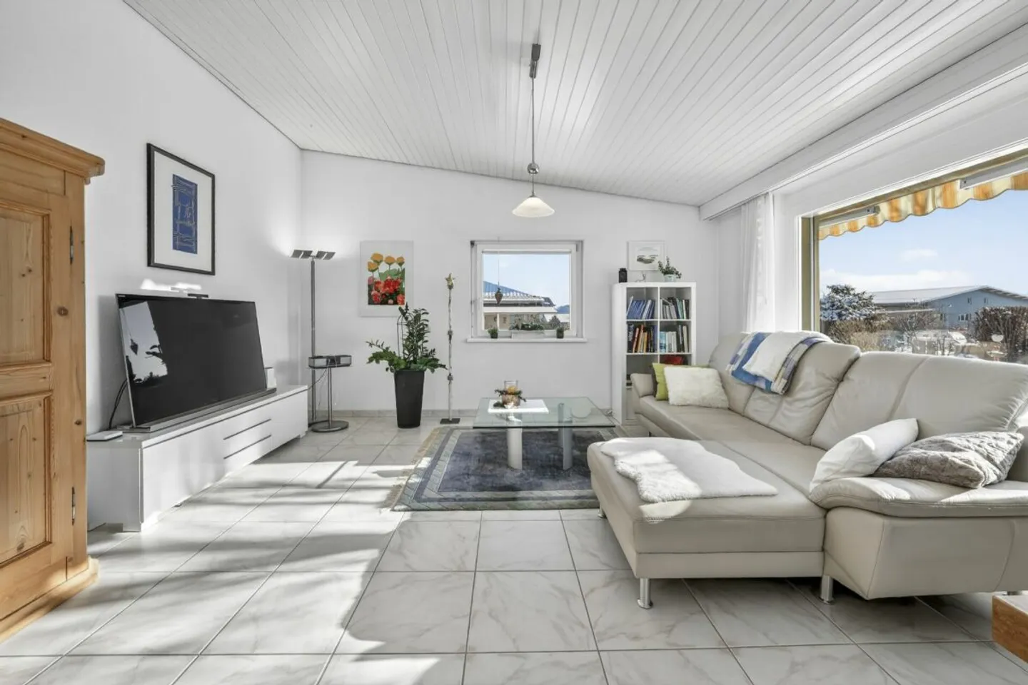 Casa familiare indipendente con molto spazio, idillio da giardino e tecnologia sostenibile - Foto 12 di 13