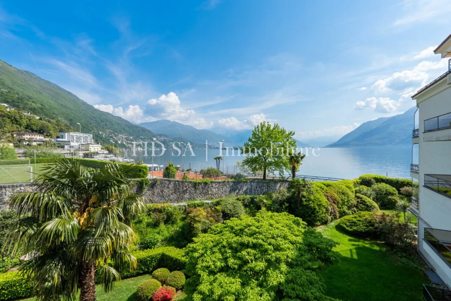 BRISSAGO - Appartamento con vista lago e accesso privato al lago - Foto 2 di 10