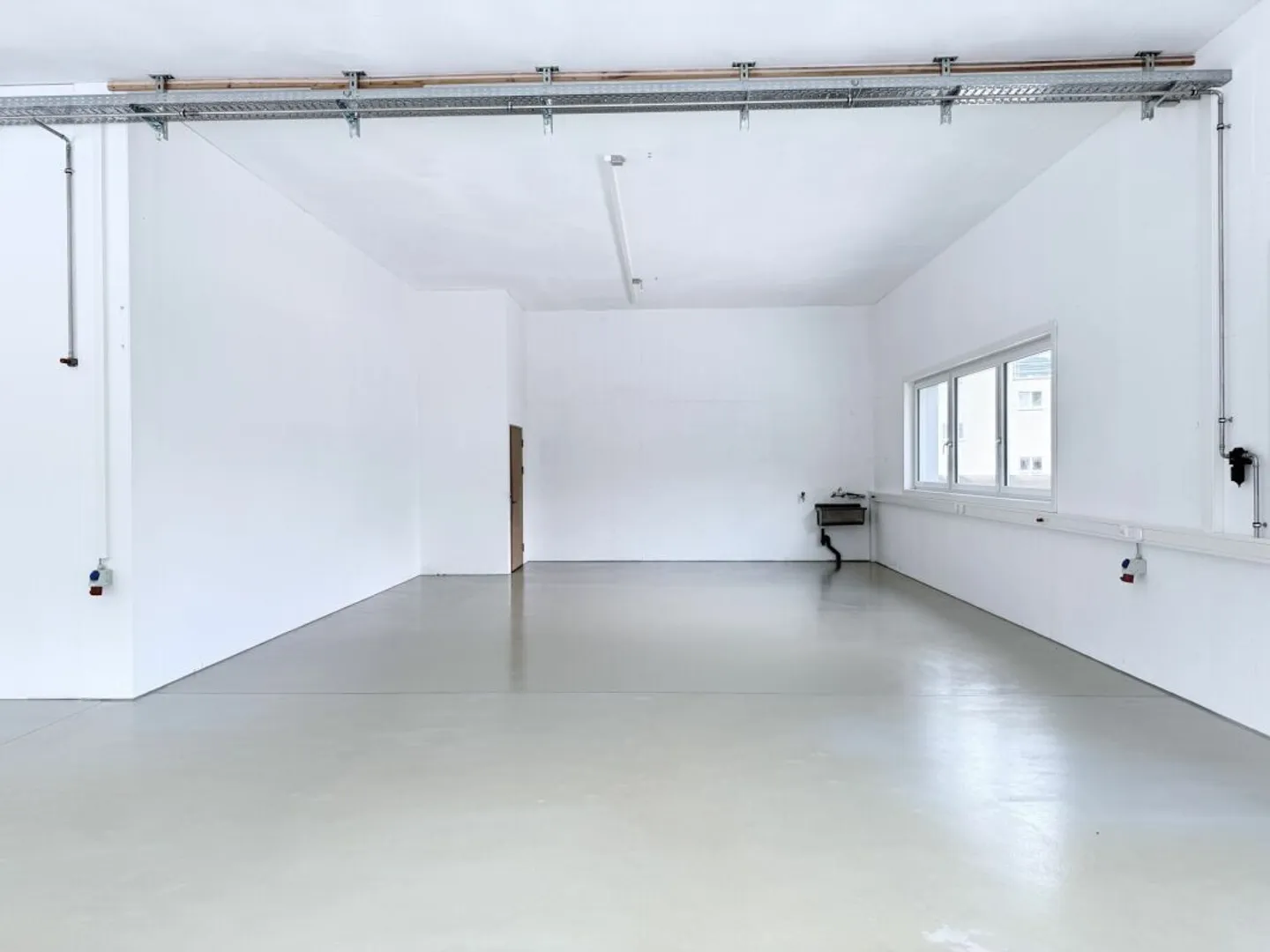 Geniale Gewerbefläche mit Zufahrtsrampe - Foto 13 von 13