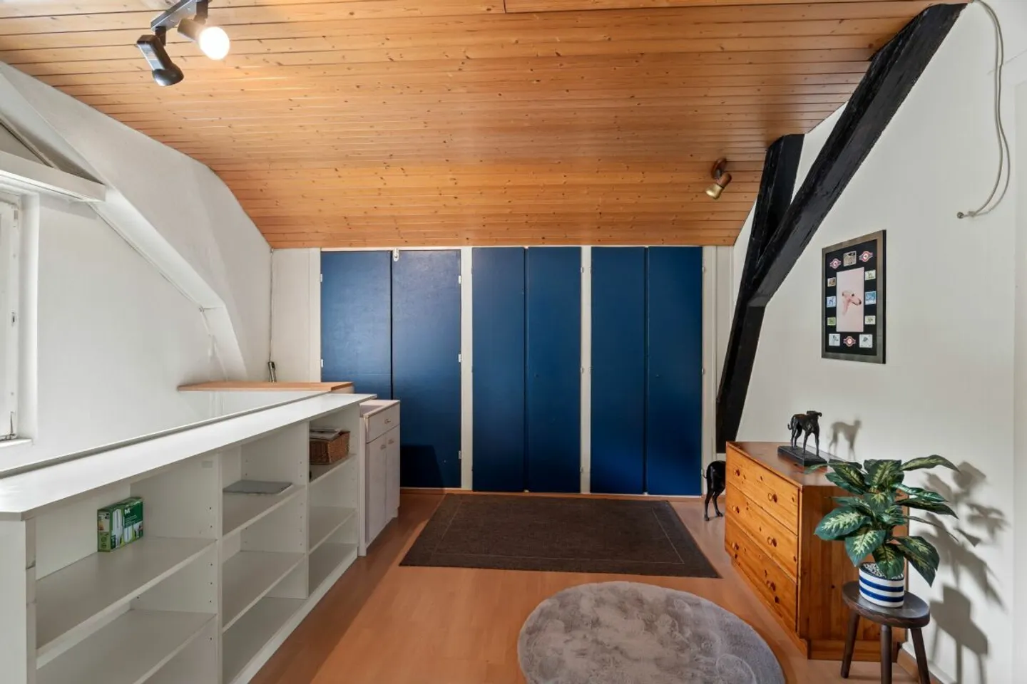 A place with freedom, potential, and space for visions - Photo 8 of 13