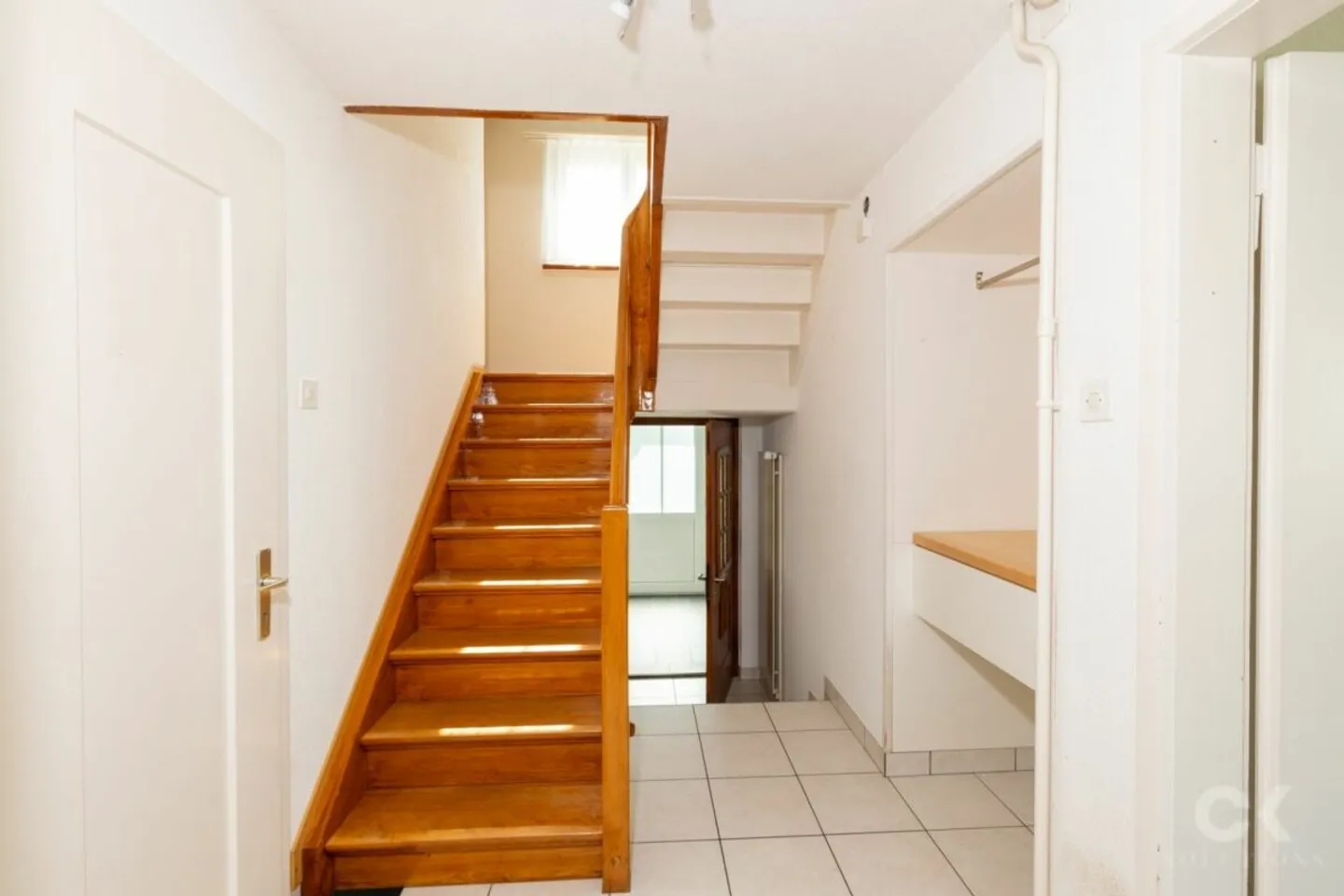 Maison charmante avec grand jardin et beaucoup de potentiel - Photo 12 sur 13