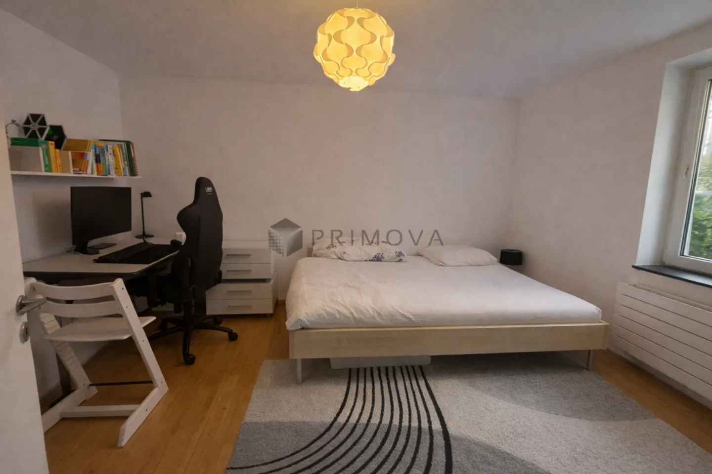 Casa a schiera affascinante con giardino - Foto 3 di 8