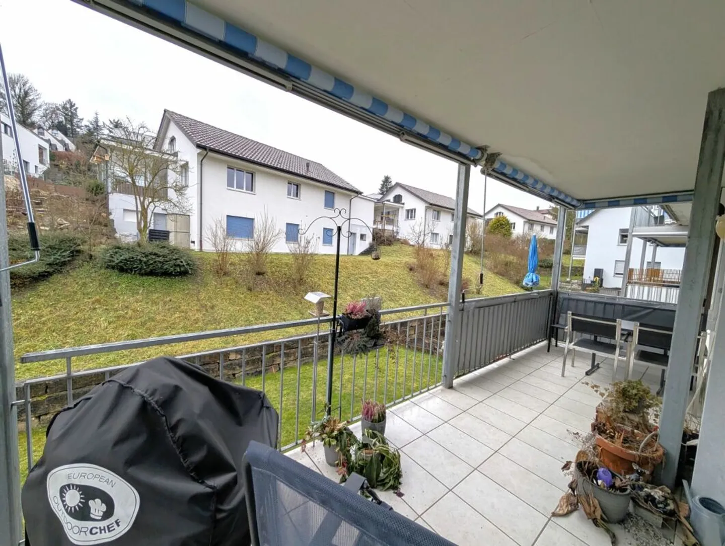 Family-friendly apartment in a well-maintained multi-family house Copy - Photo 10 of 11