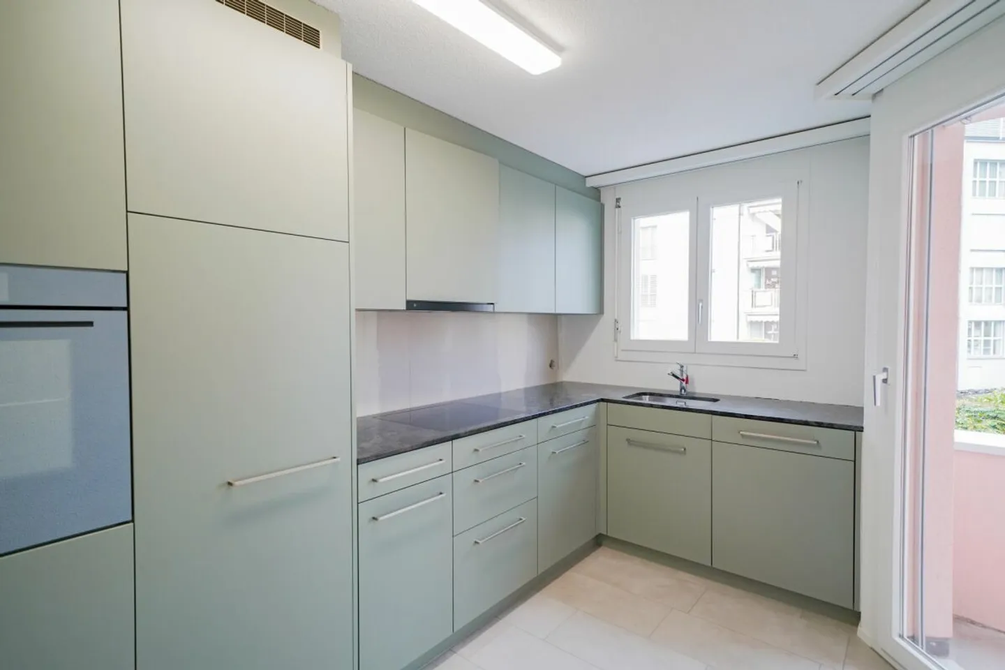 Modernes Apartment in Stansstad - Foto 1 von 13