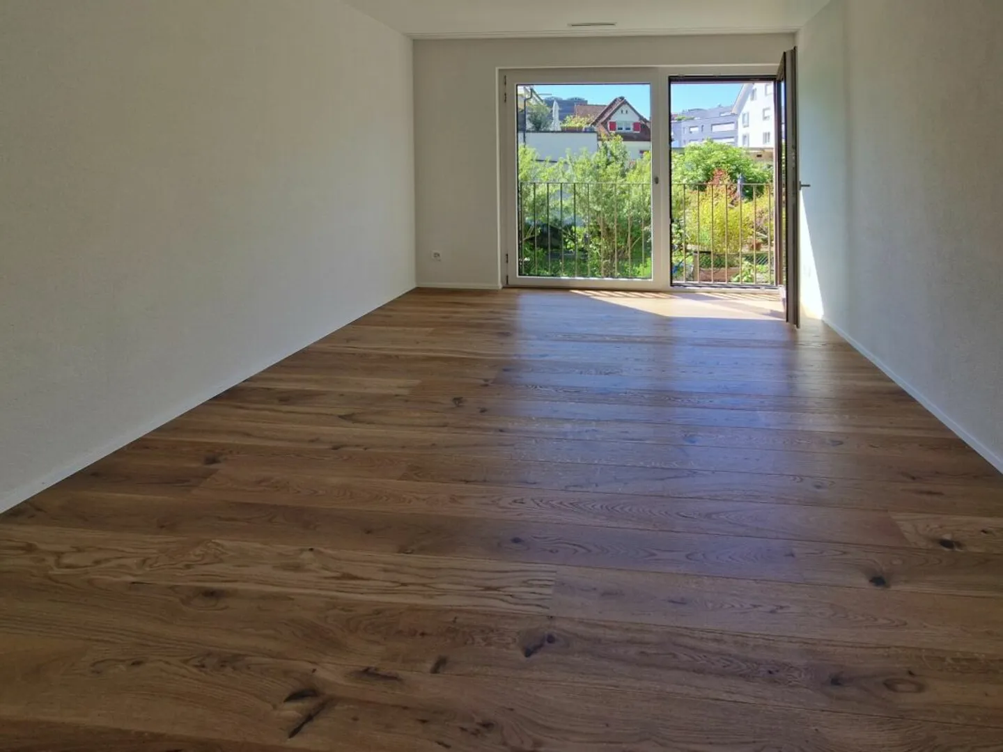 Urban living, relaxed living: modern 4.5 room condominium on the 1st floor - Photo 8 of 13