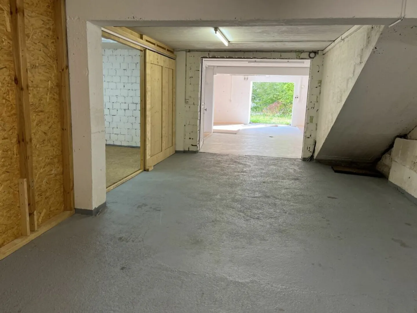 Ampio spazio per il tuo magazzino o hobby: 170 m² in una posizione centrale a Glattfelden in affitto - Foto 13 di 13