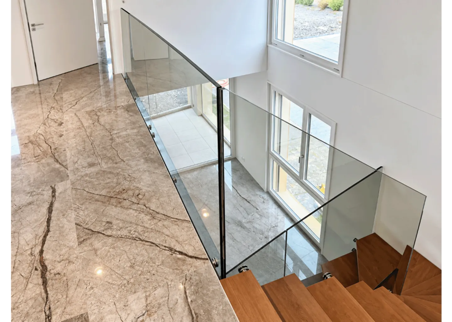 Appartement en duplex de 5,5 pièces luxueux - Photo 13 sur 13