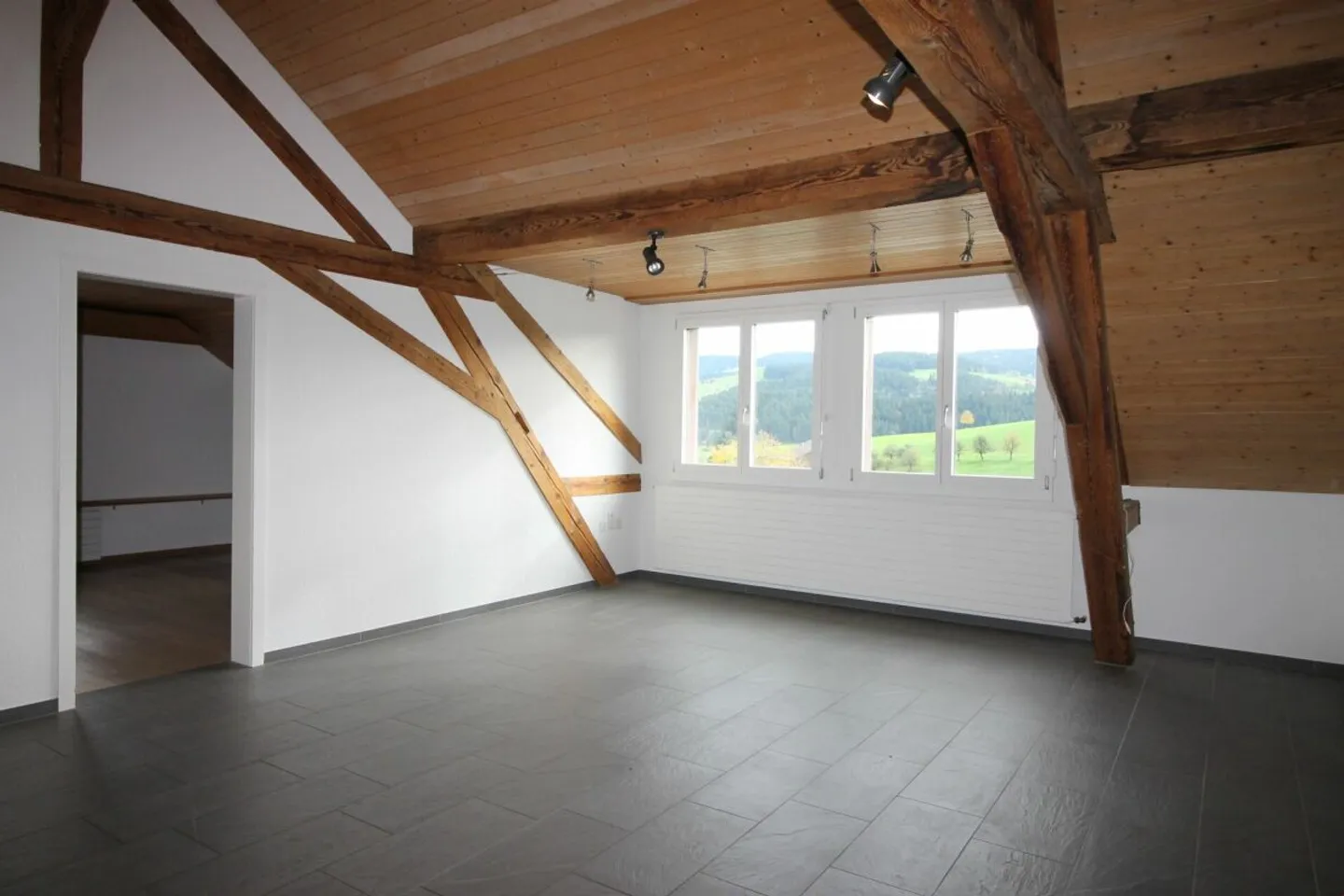 Geräumige 5,5-Zimmer-Maisonette - Foto 7 von 13