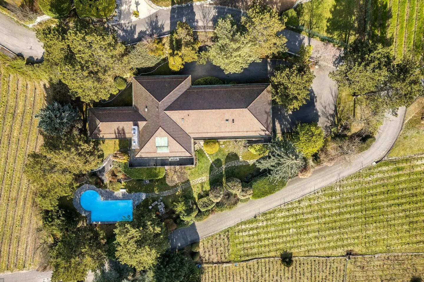 Villa indipendente 13 stanze a Blonay - Foto 9 di 10