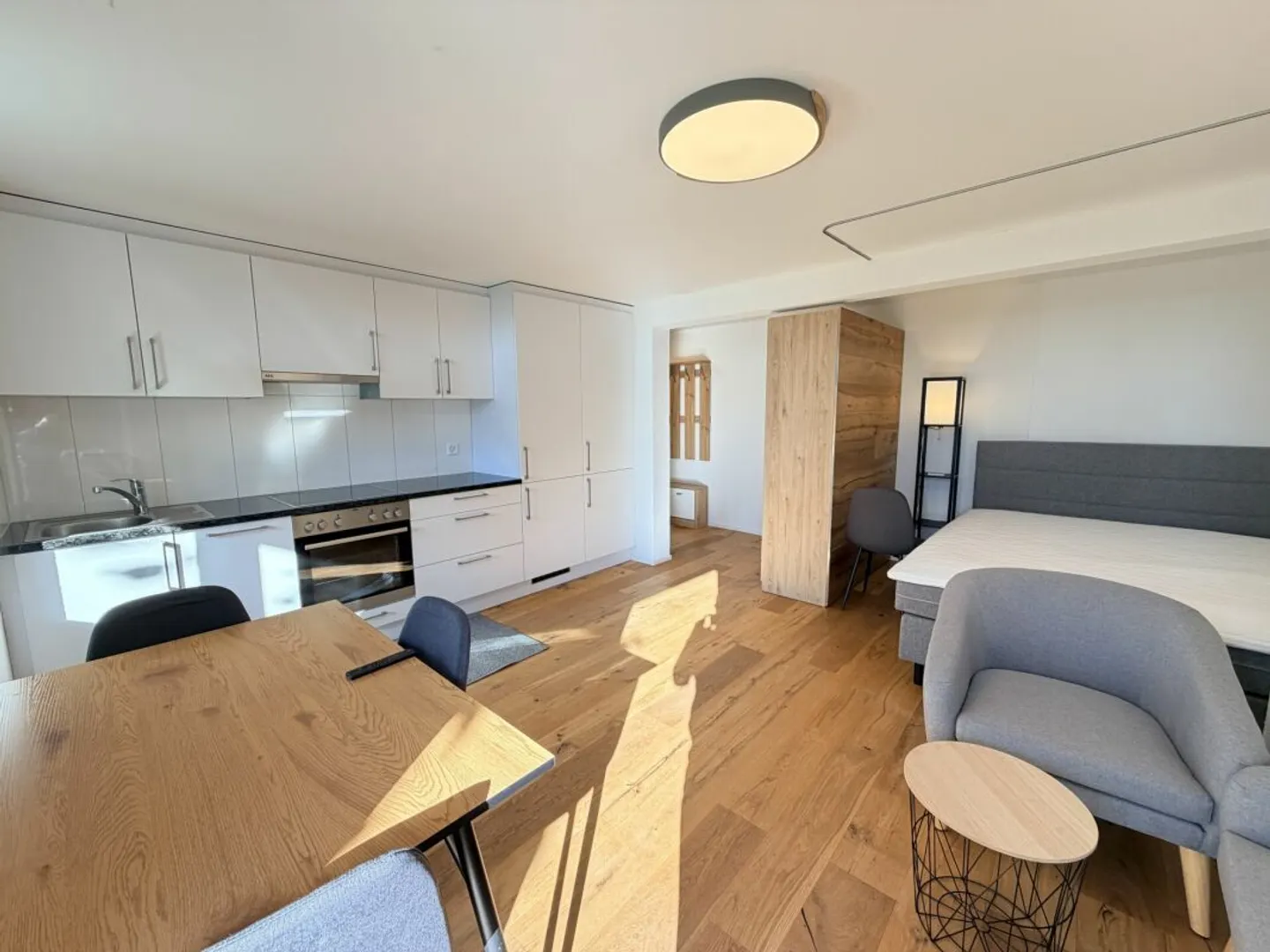 Möblierte 1-Zimmer-Wohnung mit Balkon - Foto 2 von 8
