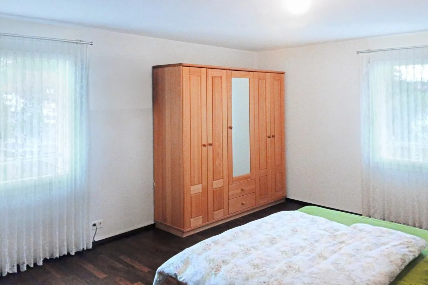 Helle 4.5-Zimmer-Wohnung mit Balkon - Foto 3 von 10