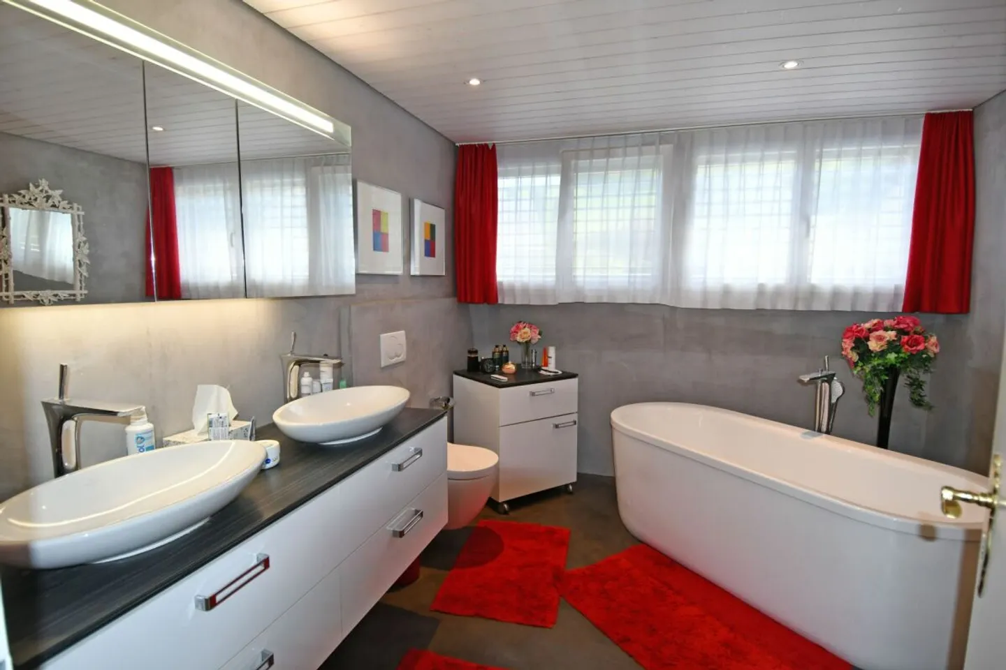 Maison individuelle de 7,5 pièces bien entretenue avec magnifique jardin - Photo 7 sur 13