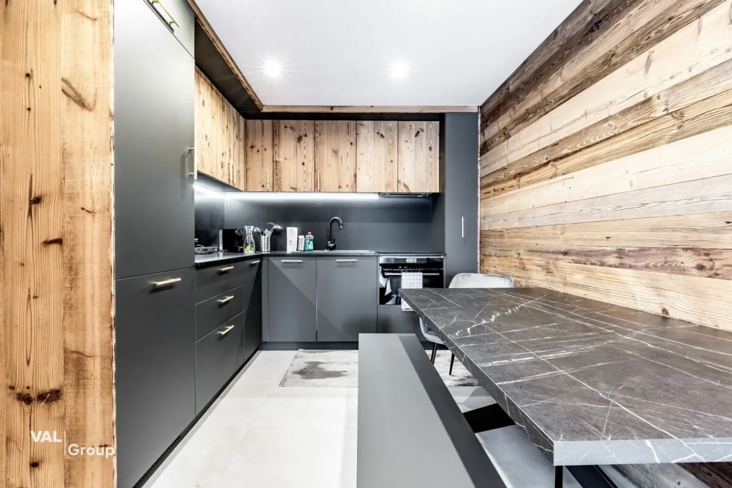 Appartement moderne avec ambiance alpine - Foto 3 di 13