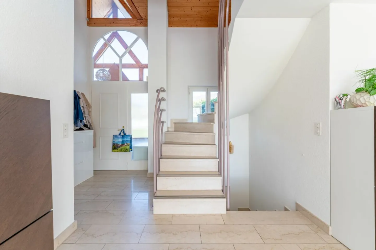 3.5-Zimmer Hausteil mit hübschem Garten an der Landwirtschaftszone - Photo 12 of 13