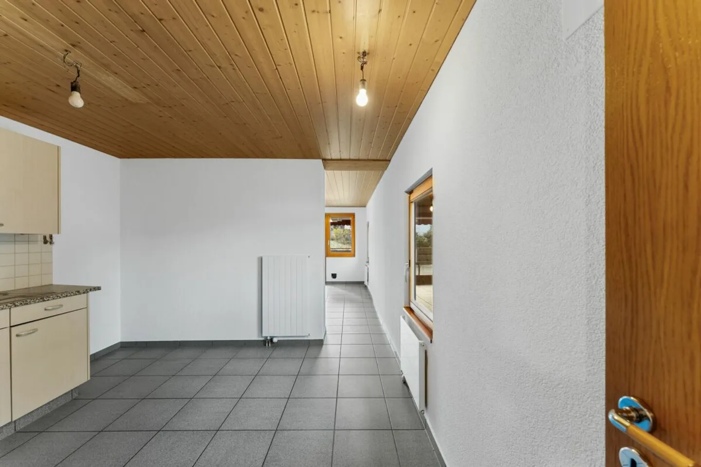 Maison bifamiliale / maison individuelle avec appartement indépendant - Photo 7 sur 13