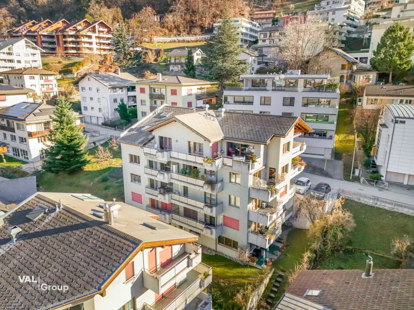 Living above Visp: quiet 2.5-room apartment in a preferred location, near the hospital - Photo 6 of 9